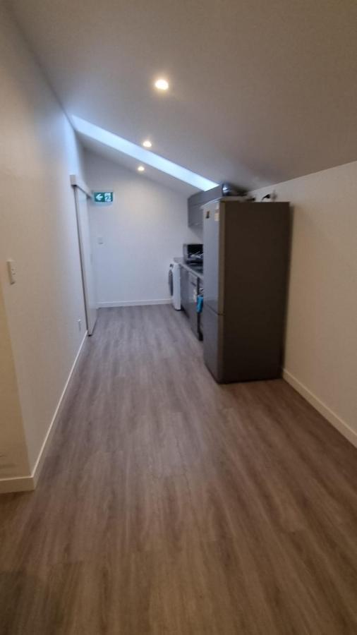 Modern & Cosy Studio Unit On Island Bay Beachfront Wellington Esterno foto